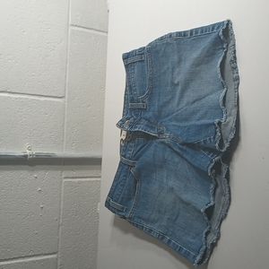 Levi's size 8 Blue Jean Shorts